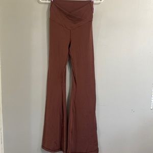 Aerie flare leggings. Sadly didn’t like the way they liked on me